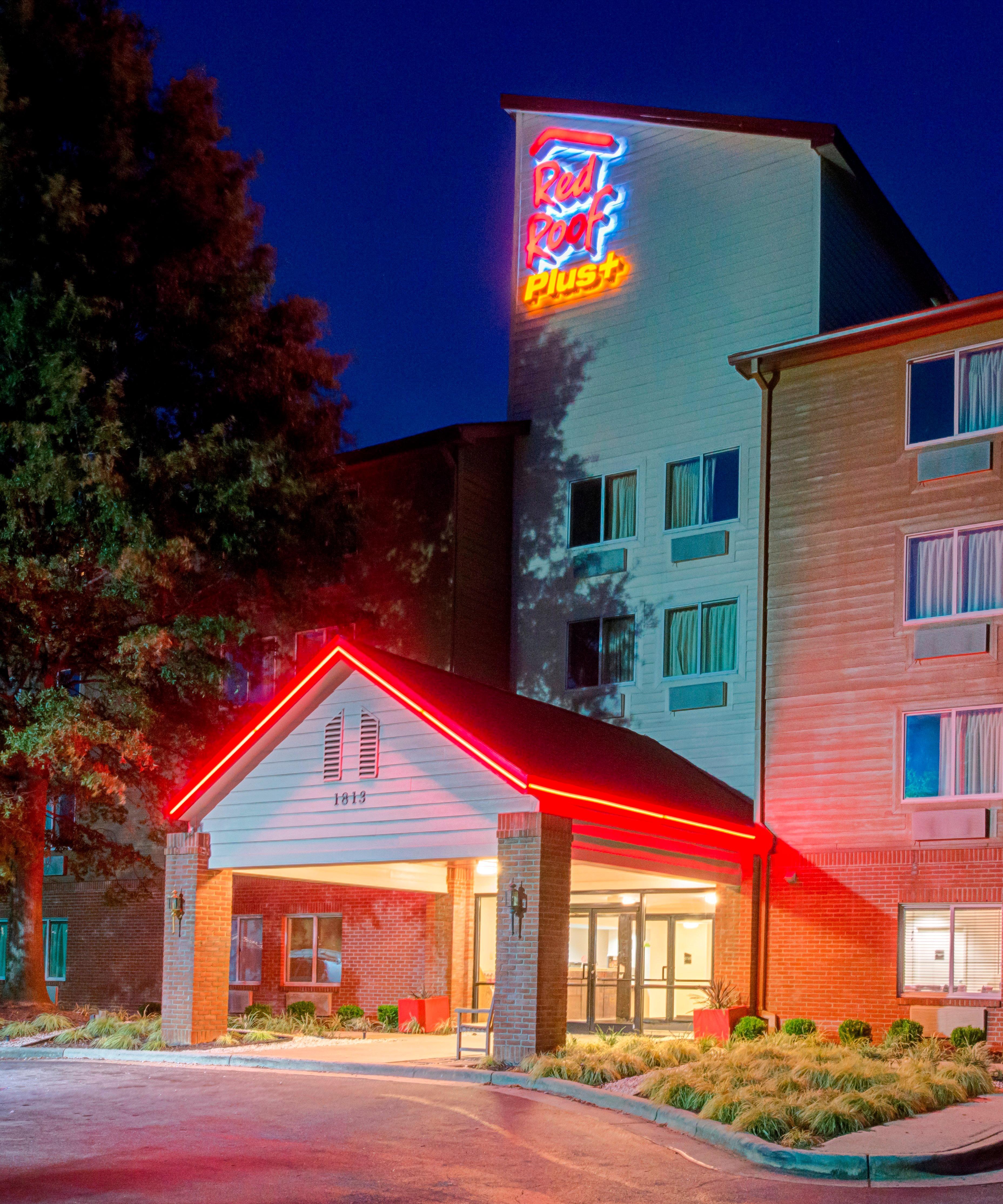 Red Roof Inn Plus Raleigh Downtown Ncsu Conv Center Luaran gambar
